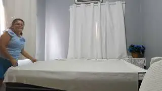 Limpando meu quarto.
