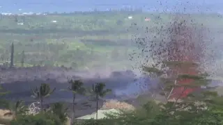 LIVE: Kilauea fissure eruption, massive lava geyser - Hawaii