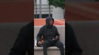 Staring at strangers (Watch til the end 🤣)