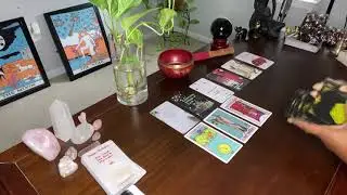 NEW DECK REVIEW & READING! HAPPY HOLIDAYS&mdash; LOVE BEGINS OVER THE HOLIDAYS & EX&rsquo;S WANTING TO REKINDLE!