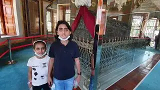 قبر السلطان محمد الفاتح  من الداخل [ فاتح القسطنطينية ] الذي بشر به النبي عليه الصلاة والسلام