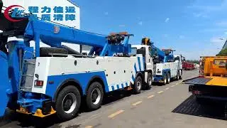30tons Rotary Crane Truck [CLW GROUP]