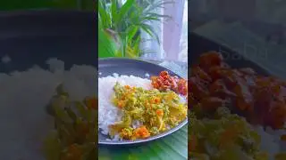 Lunchtime #rice #thali #kerala #omlette #carrot #cravings #food #yummy #delicious #sada