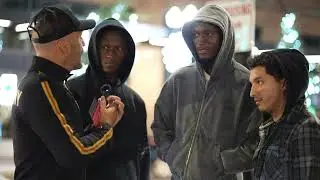 Muslim men hear the true gospel of Christ! 