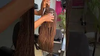 Knotless braids looking 🔥🔥🔥. Mixed colors 33/30
