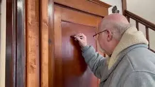Jeff Easley Drawing a Dragon