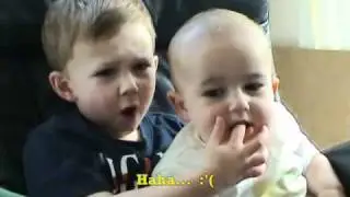 KIBELOCO  Charlie mordeu meu dedo!  solte meu dedo ! Legendado