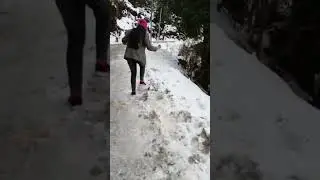 Experience Snow For The First Time.... #mayudia