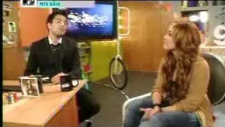 Miley Cyrus en Mtv Güik - Parte 1