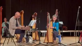 Chaloupe, composition Agnès Alouges par AA sur harpe celtique et Karim Touré aux percussions