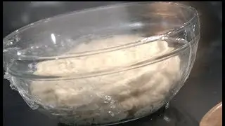 طريقة عمل العجينه الهشه لعمل المعجنات والبيتزا  للشيف نونا | البلدي يوكل   PNC FOOD