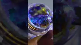 Infinite Chrome Flakes