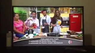 Montserrat Oliver en Programa Hoy parte 3 cocinando