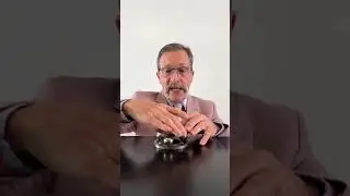 How Does the Sphere Size Affect the Race Rotation of a Thrust Bearing?