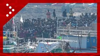 Lampedusa, record di sbarchi di migranti dalla notte: arrivano in migliaia sull'isola