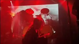 Simone Simons recebendo minha arte! Porto Alegre 2025