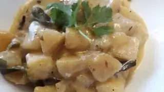 Farari Mogo (Cassava )Shaak with Coconut Milk