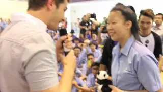 Andrew Garfield & Jamie Foxx Crashes Commonwealth Secondary with HOT FM!