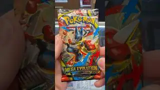 What a hit 😵😵🔥 #megaevolution #megapokemon #legendsza #pokemoncards #lucario #mur #gardevoir