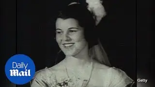 Rosie Kennedy at ball with mom and sister in 1962 (related) - Daily Mail