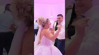 Dhendri nga Gjermania kercen vallet Shqiptare
