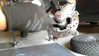 Cambio pastiglie freno a disco vespa px