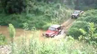 Camp Jeep 2007 -- Trail J stream crossing