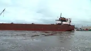 Cargo ship arrives at Port of Milwaukee