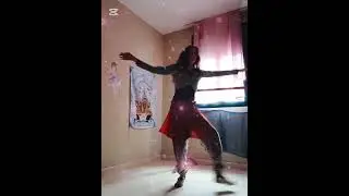 En el Estudio de Ballet recogiendo los pasos  del 1 al 8 donde est&aacute;n