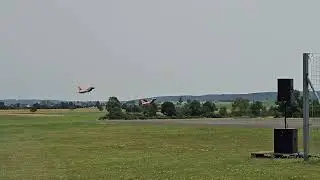 SynchronLanding  Jet-Meisterschaft im Synchronflug