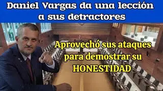 Daniel Vargas se r&iacute;e de sus enemigos comunistas 