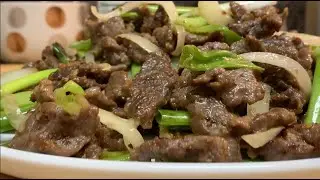 BEEF & ONION STIR FRY RECIPE/ RESTAURANT STYLE VELVETY BEEF & ONION TAKE-OUT / URDU ENG SUB