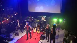 tredrag - Queenshow med Peter Johansson