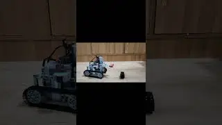 LEGO Technic Forklift Tank! (Tracked Vehicle with Lifter)