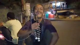 Bakar ikan di temenin lagu mang ades..