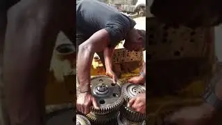 Cat 140H motor grader transmission rebuild.