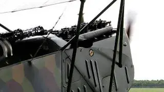 Fokker D.VII warming up its Mercedes D.IIIa engine.