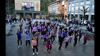 Manifestazioa eta dantza (M8, Mendaro)
