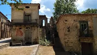 4K Drone videography &ndash; Roscigno Vecchia, an abandoned small village in Italy