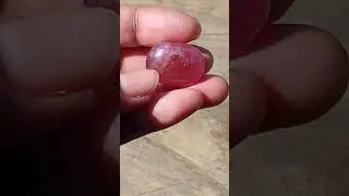 Batu Ruby super langka di Dunia . 75.49 crt . price USD 3 Millions 😁💎💞