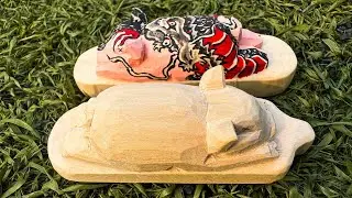 How to carve a roasted suckling pig🐖 如何木雕一隻烤乳豬