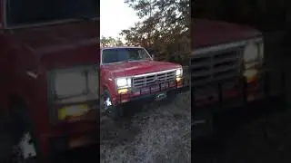 1984 Ford F-350 6.9 Diesel walkaround