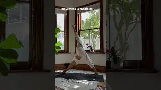 Morning flow. Remember to move today 🤍 #yogaflow #morningflow #yogapractice