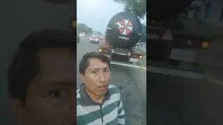 Ha llegado el VIRUS PE 💀💀 #memes #per&uacute; #umbrella #humor