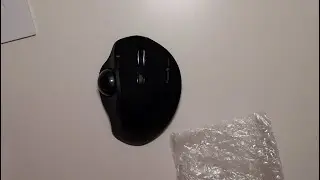 ProtoArc EM01 Ergonomic RGB Trackball Mouse