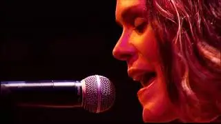 Beth Hart - Live At Paradiso 2005. (full show)