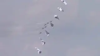 The strange thing that passes in front of jets