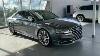 2017 Audi S8 plus start up and revs - This 605hp beast sounds epic!