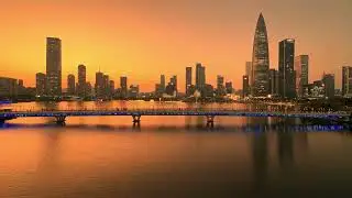 In Shenzhen you must go to Houhai Bridge to see a beautiful sunset. There are many seaside