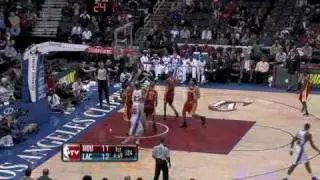 Al Thornton throws it off the glass and dunks against the Rockets